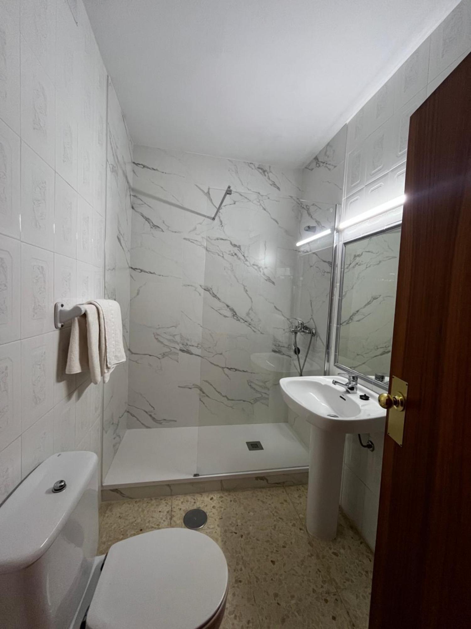 Hotel La Barca 2*
