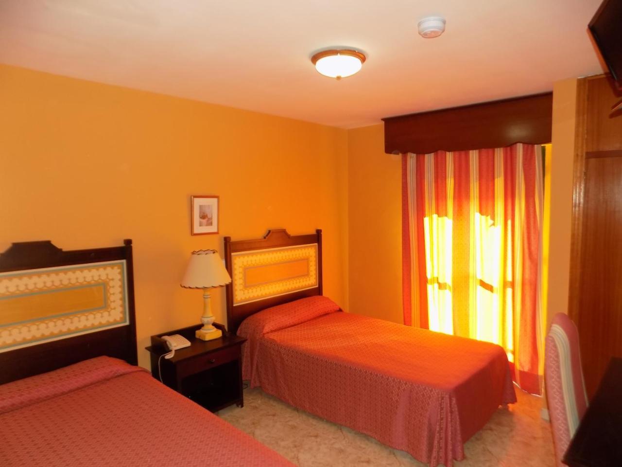 La Barca Hotel 2*
